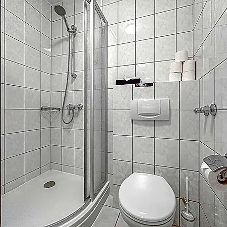 Hotell Tdyhomes *