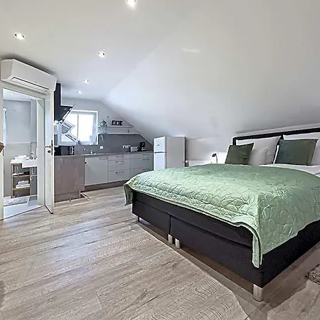Tdyhomes Hotell *