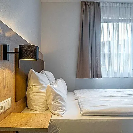 Tdyhomes Hotell Landstuhl