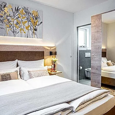 Tdyhomes Hotell
